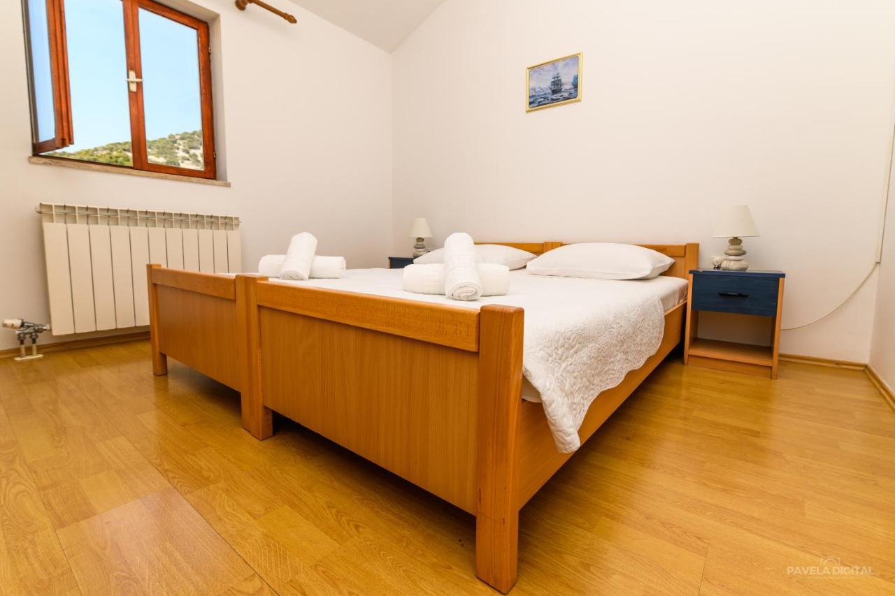 Sobe I Apartman Mareta Miholascica Extérieur photo