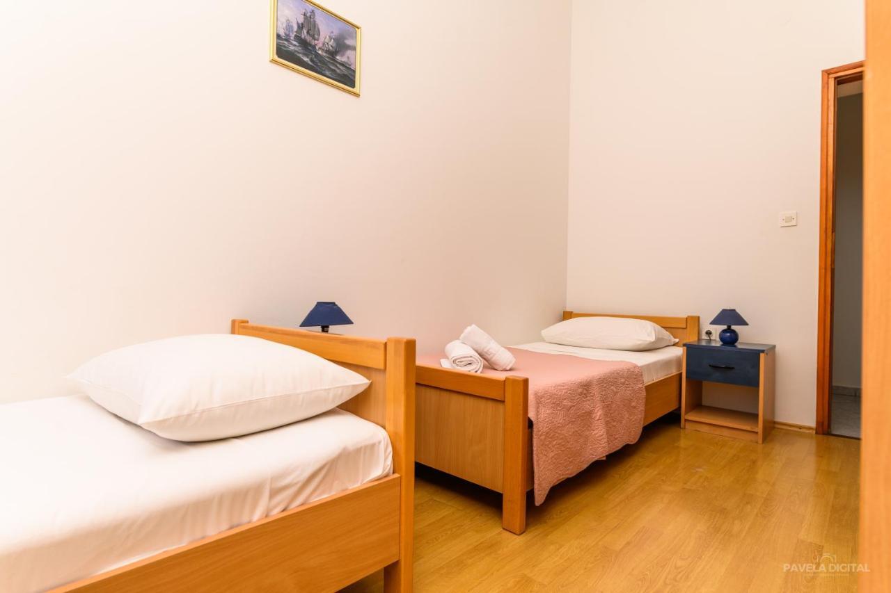 Sobe I Apartman Mareta Miholascica Extérieur photo