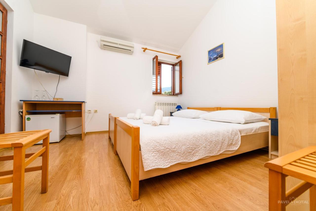 Sobe I Apartman Mareta Miholascica Extérieur photo