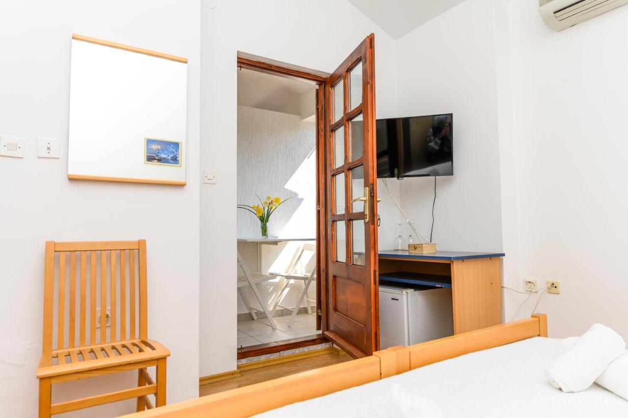 Sobe I Apartman Mareta Miholascica Extérieur photo