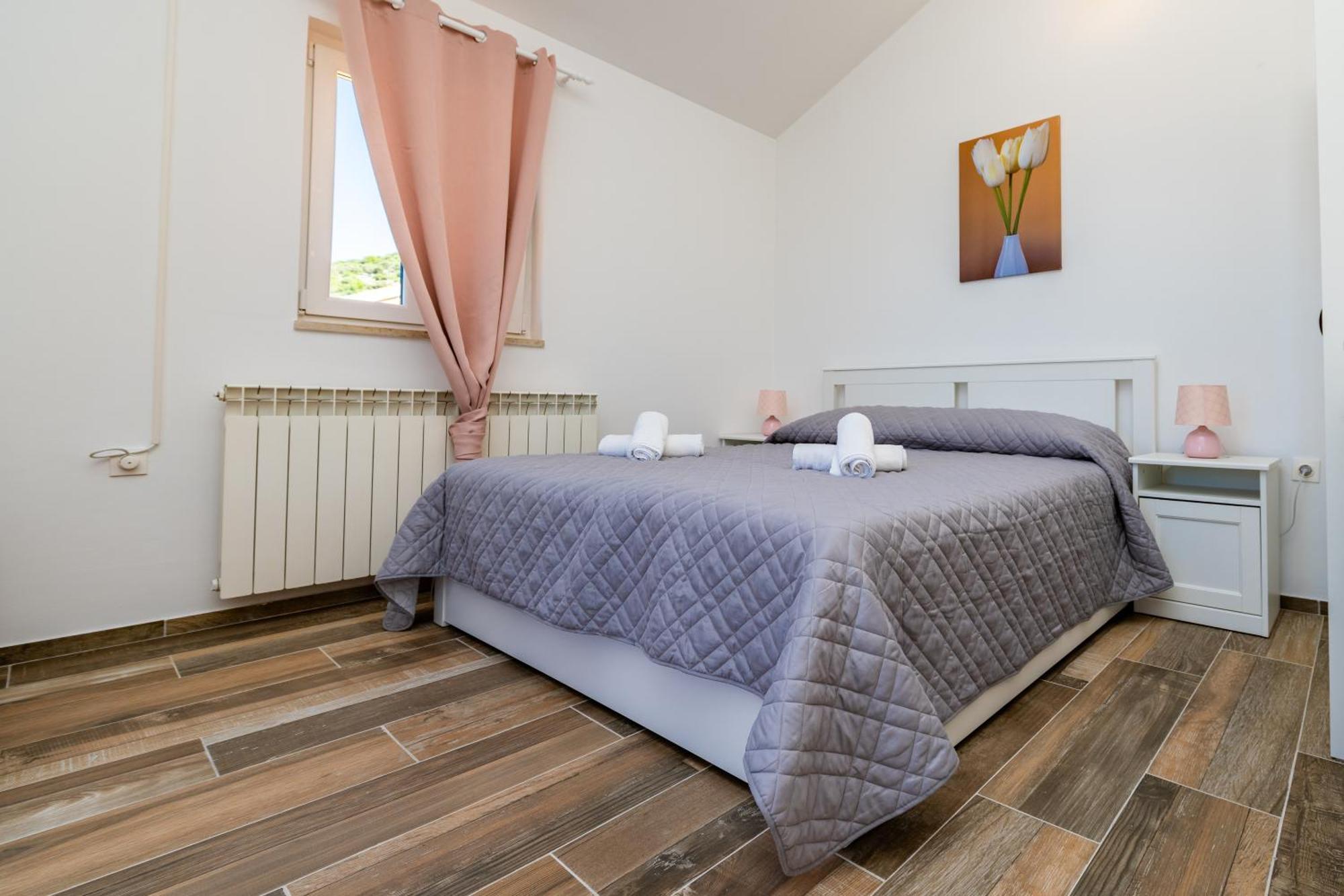 Sobe I Apartman Mareta Miholascica Extérieur photo